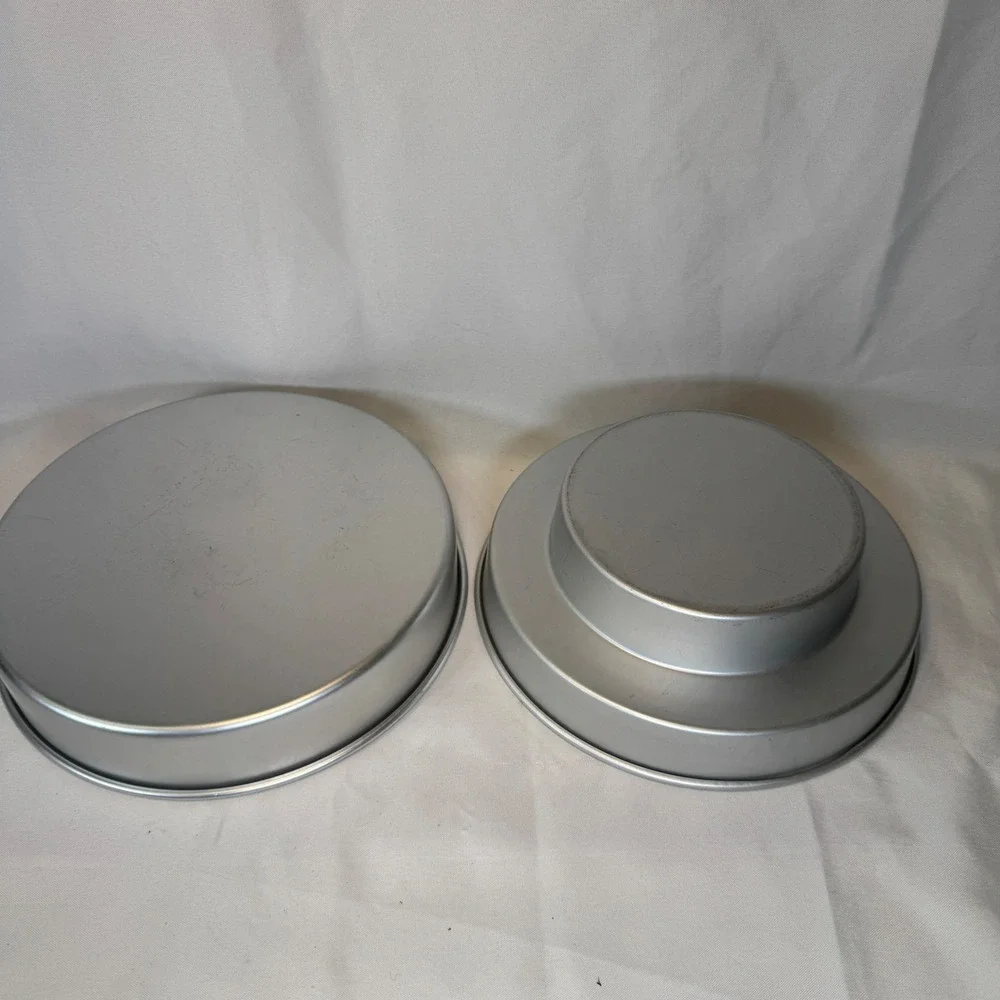 Wilton Performance Pans Aluminum Cake Pan Set 10in Round & 2-Tier Round 506-2209